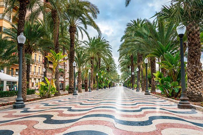 Very Lightful Apartment. Incredible Sea Views. Big Terrace, Swimming Pool. Ac. Very Close To Alicante City Center. 外观 照片